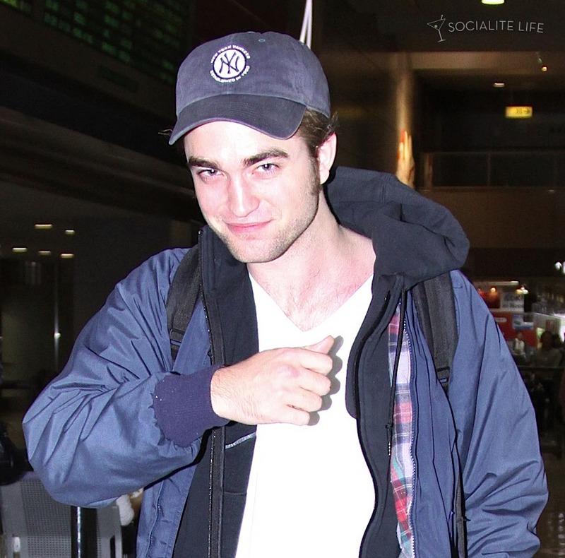 More pics of Robert Pattinson arriving at Narita Airport – Tokyo, Japan 